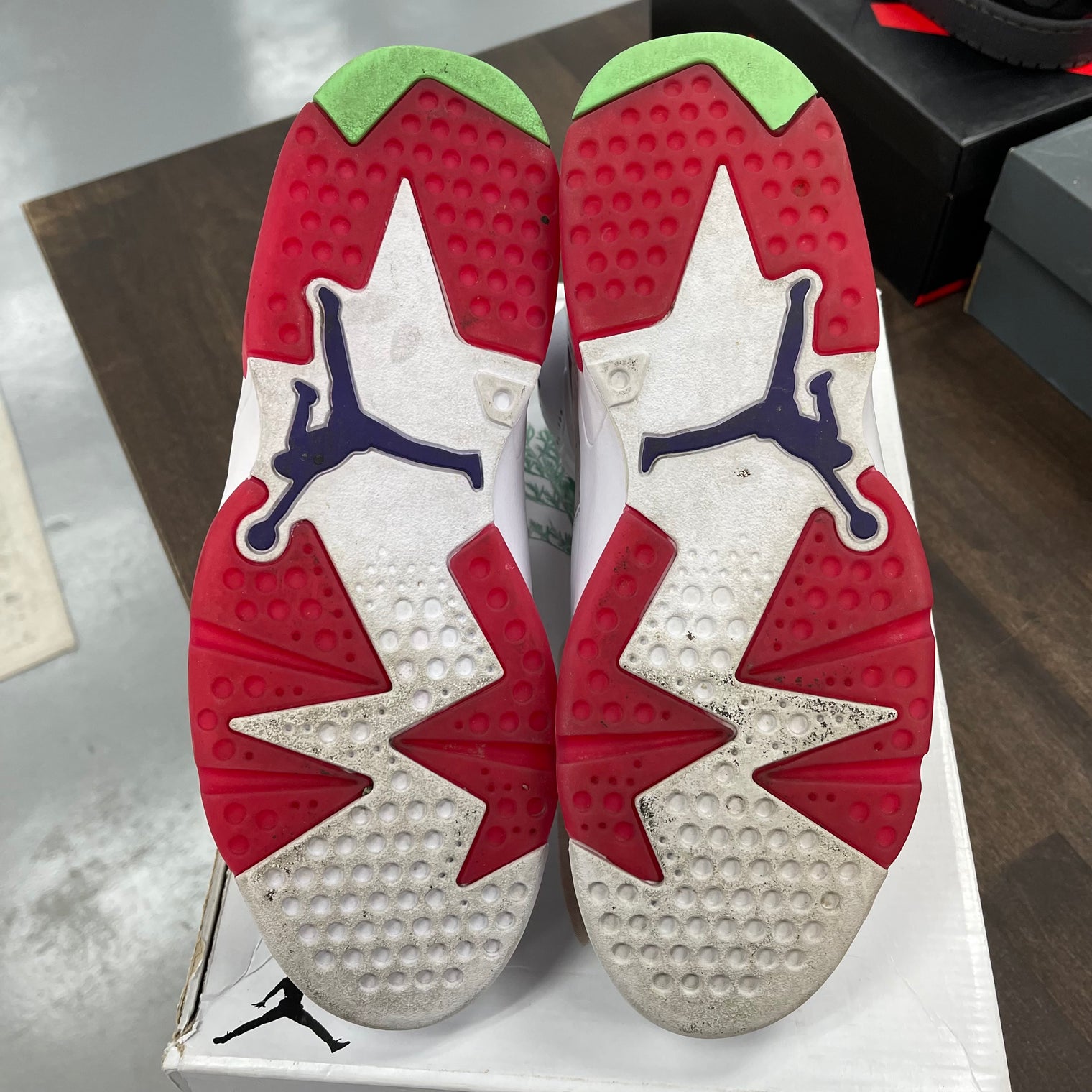 Hare Jordan 6 (USED)