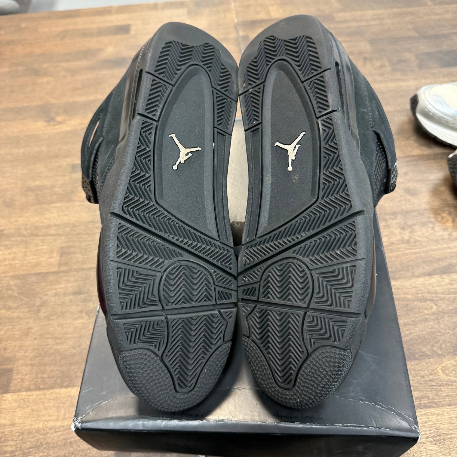 Black Cat Jordan 4 (USED)