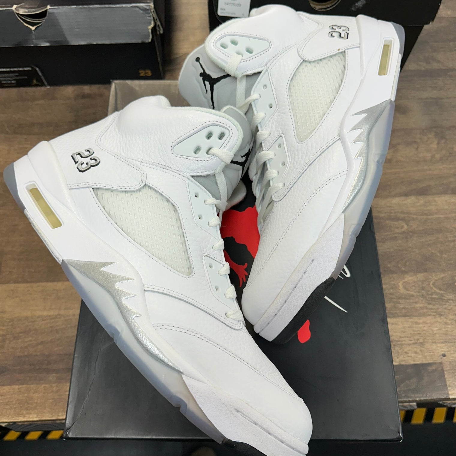 White Metallic Jordan 5 (2015) (USED, Replacement Box)