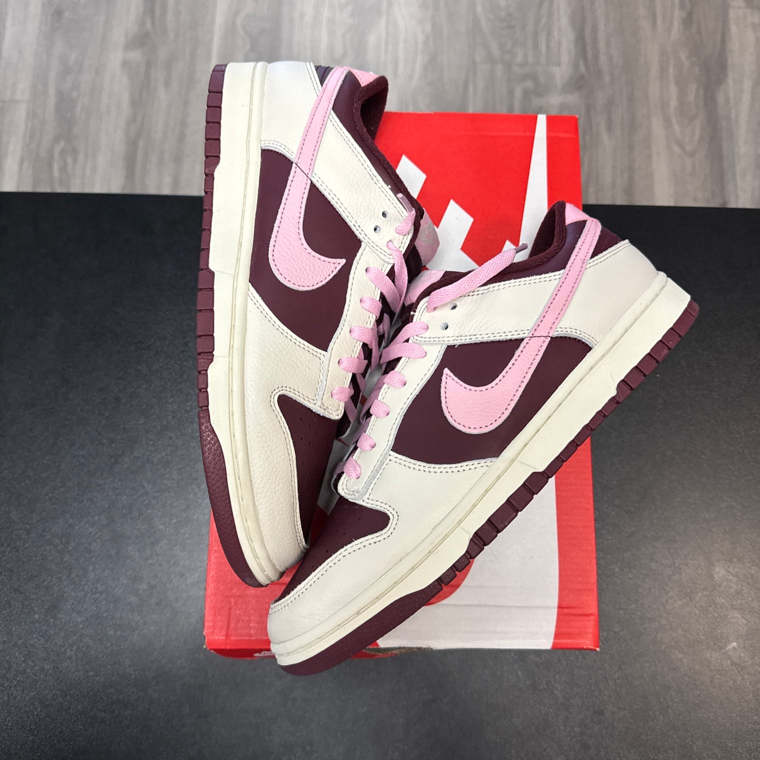 Valentines Nike Dunk Low (USED)