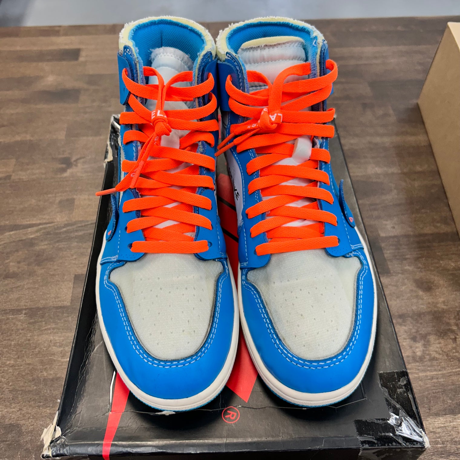 Off-White UNC Jordan 1 High (USED)