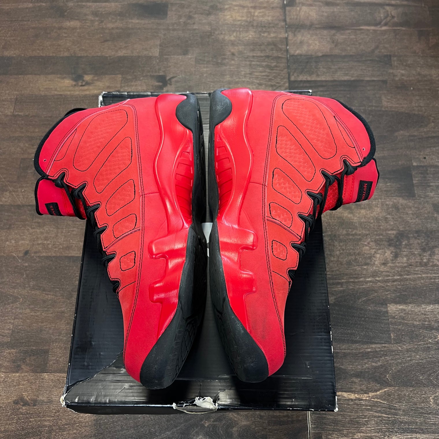 Motorboat Jones Jordan 9 (USED)