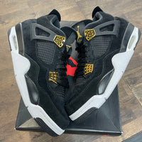 Royalty Jordan 4 (USED)