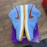 Philadelphia Phillies Nike SB Dunk Low (USED)