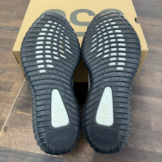 Carbon Beluga Yeezy 350 (Lightly Worn)