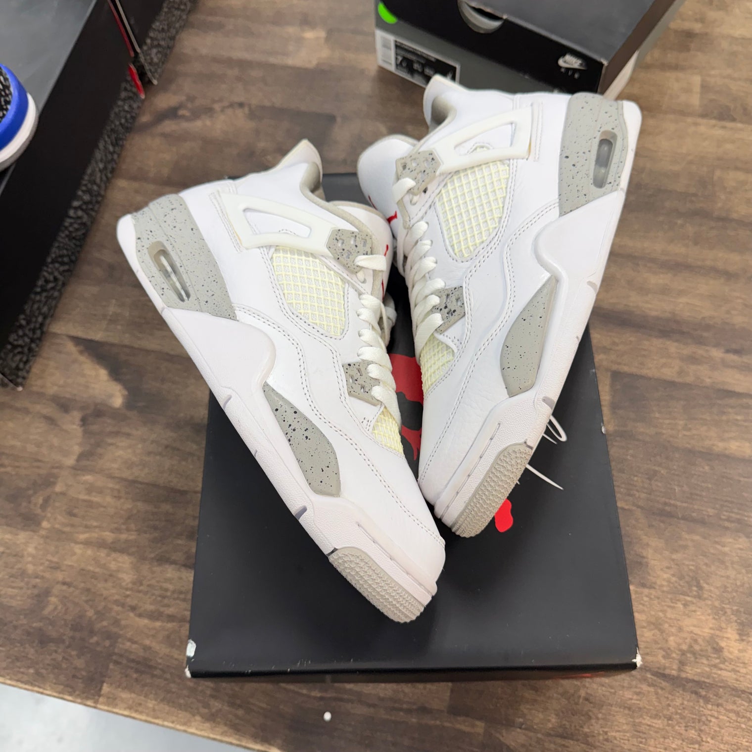 White Oreo Jordan 4 Retro (GS) (USED)