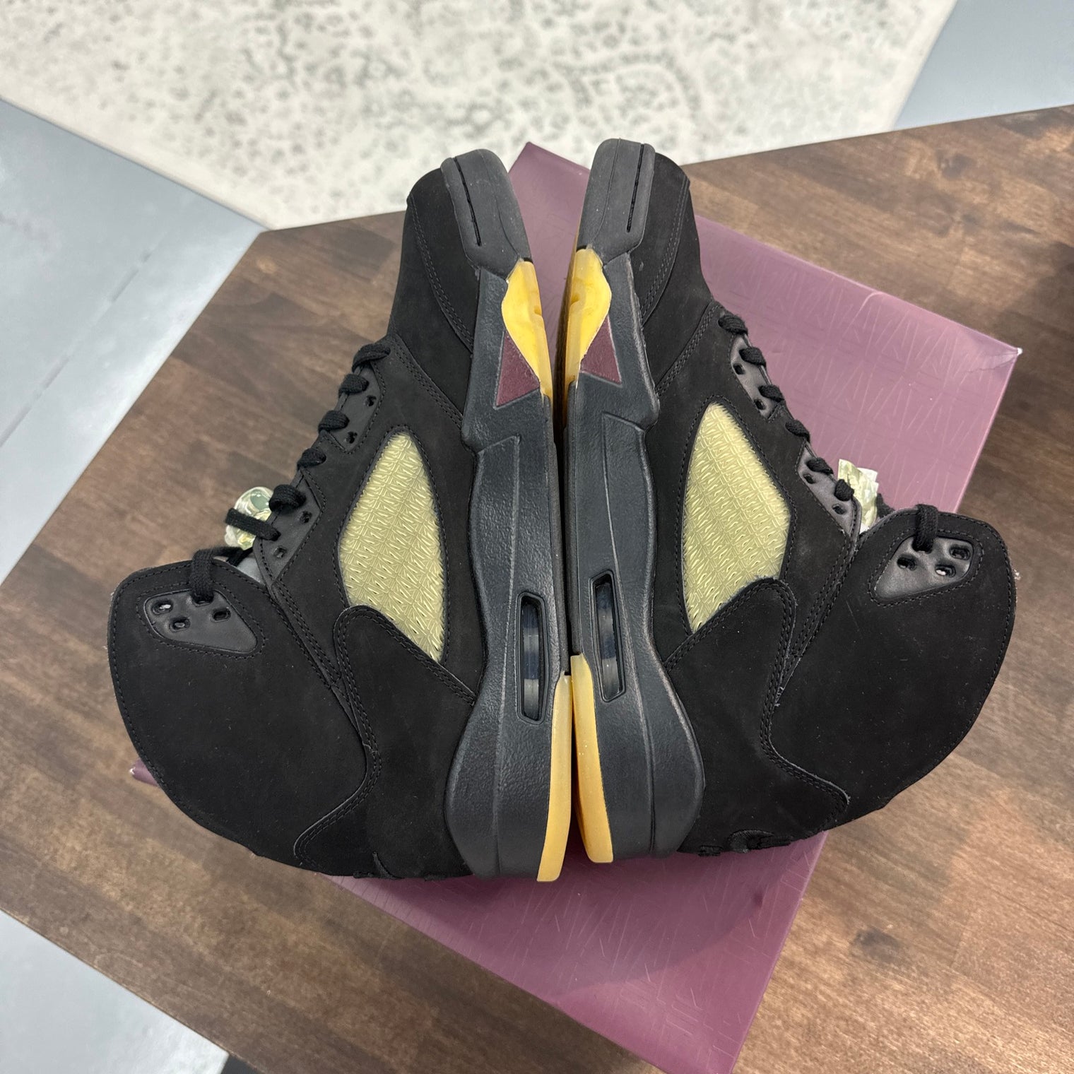 Dusk A Ma Maniere Jordan 5 (USED)