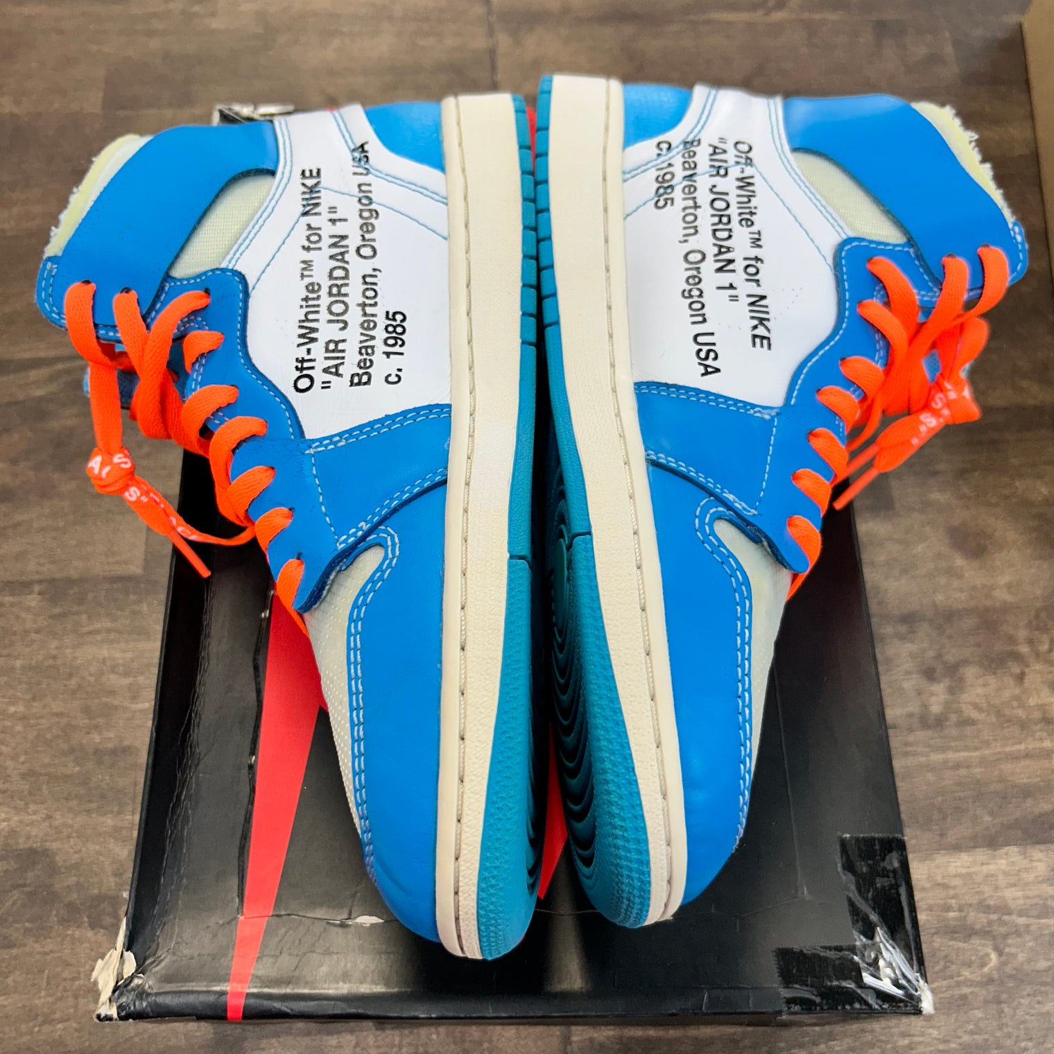 Off-White UNC Jordan 1 High (USED)