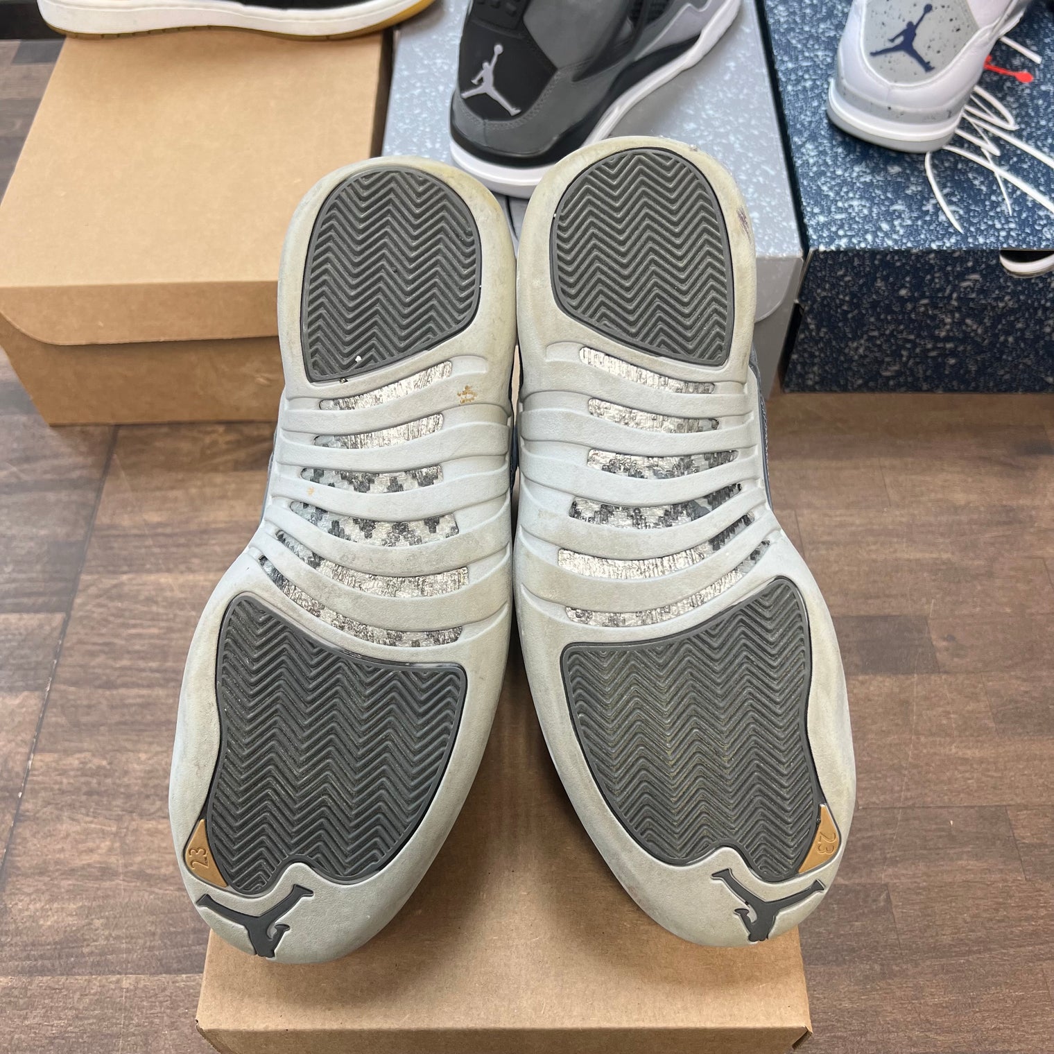 Wolf Grey Jordan 12 (USED, No Box)