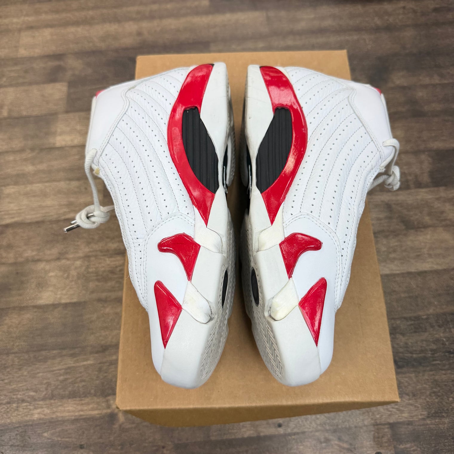 Candy Cane RIP Hamilton Jordan 14 (GS) (USED, No Box)
