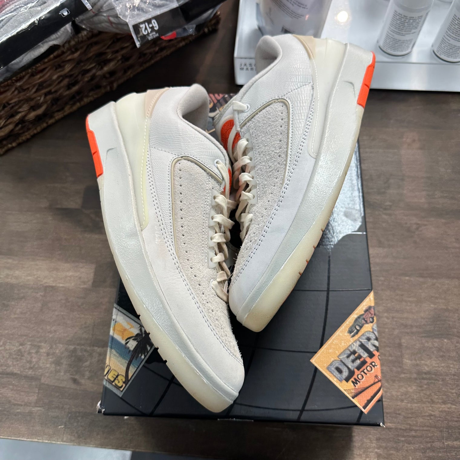 Shelflife Jordan 2 Low (USED)