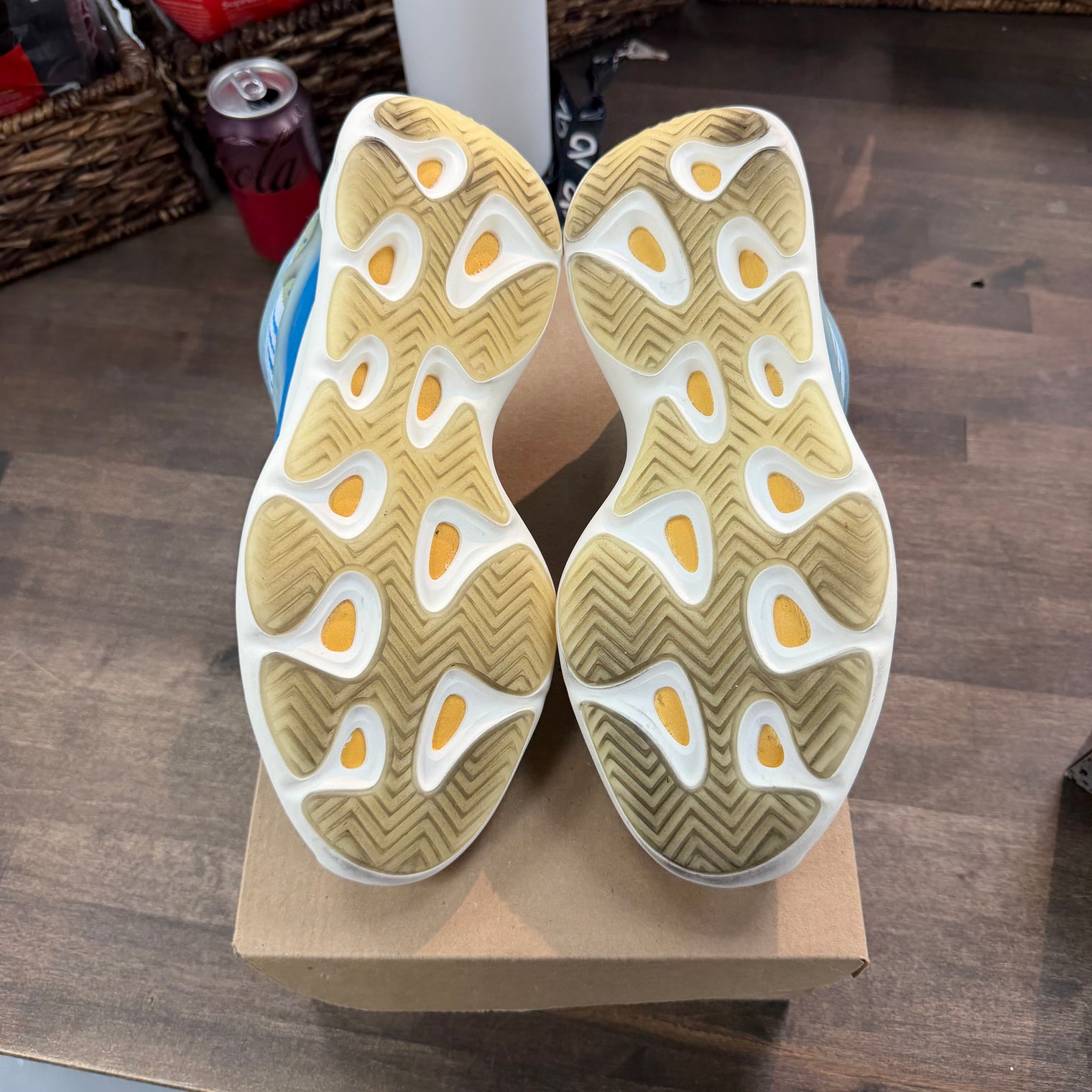 adidas Yeezy 700 V3 Arzareth (USED, No Box)