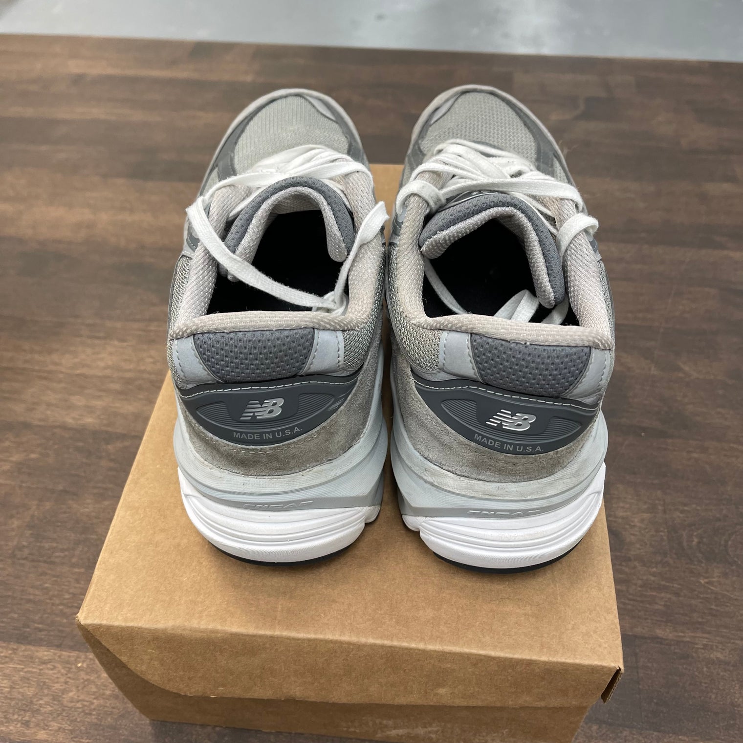 Grey New Balance 990V6 (USED,No Box)