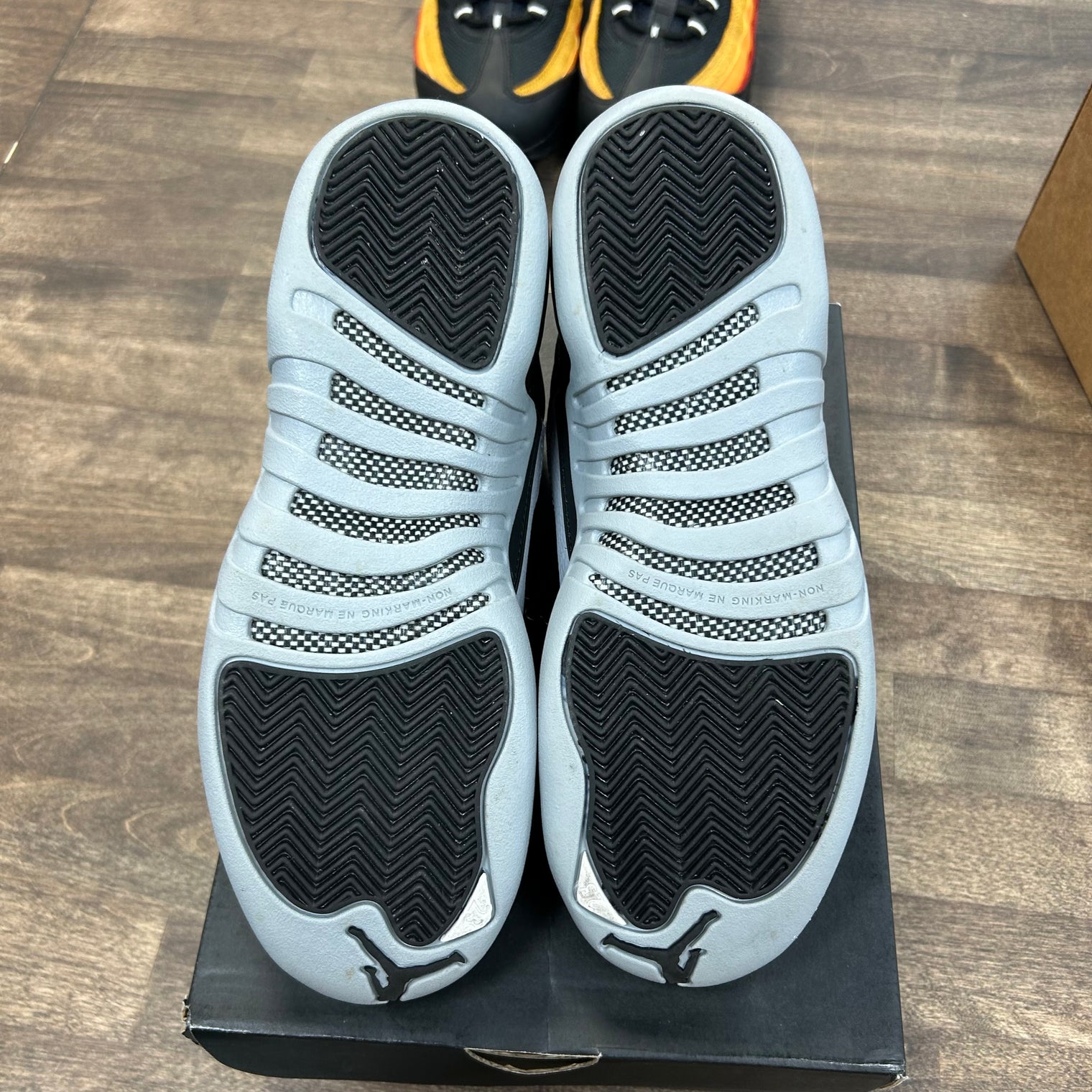 Barons Jordan 12 Retro (GS) (USED)