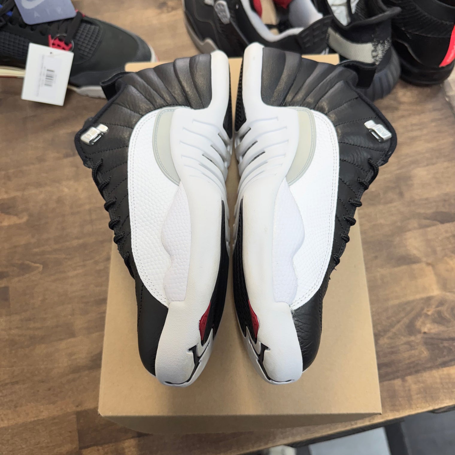 Playoff Jordan 12 Retro Low (USED, No Box)