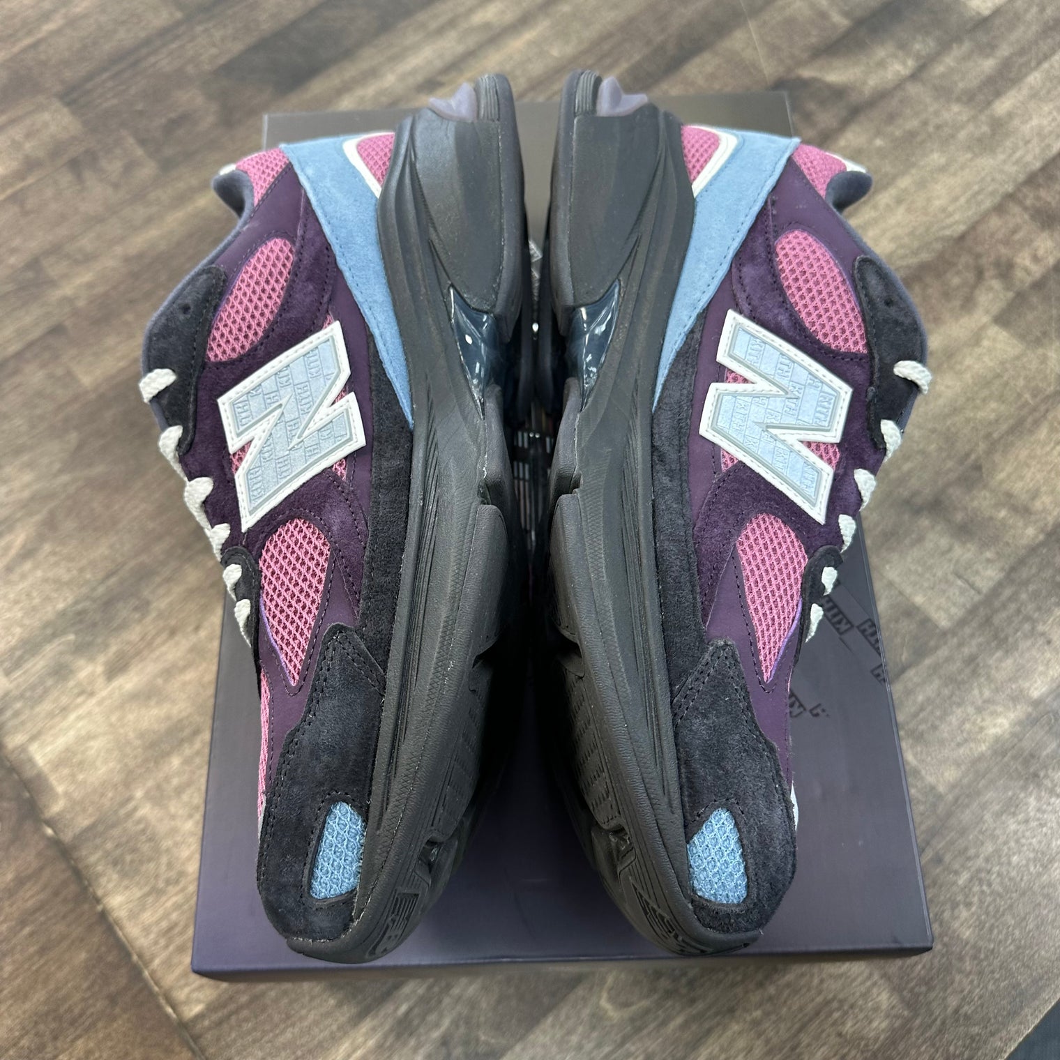Kith Purple Black New Balance 2010 (USED)