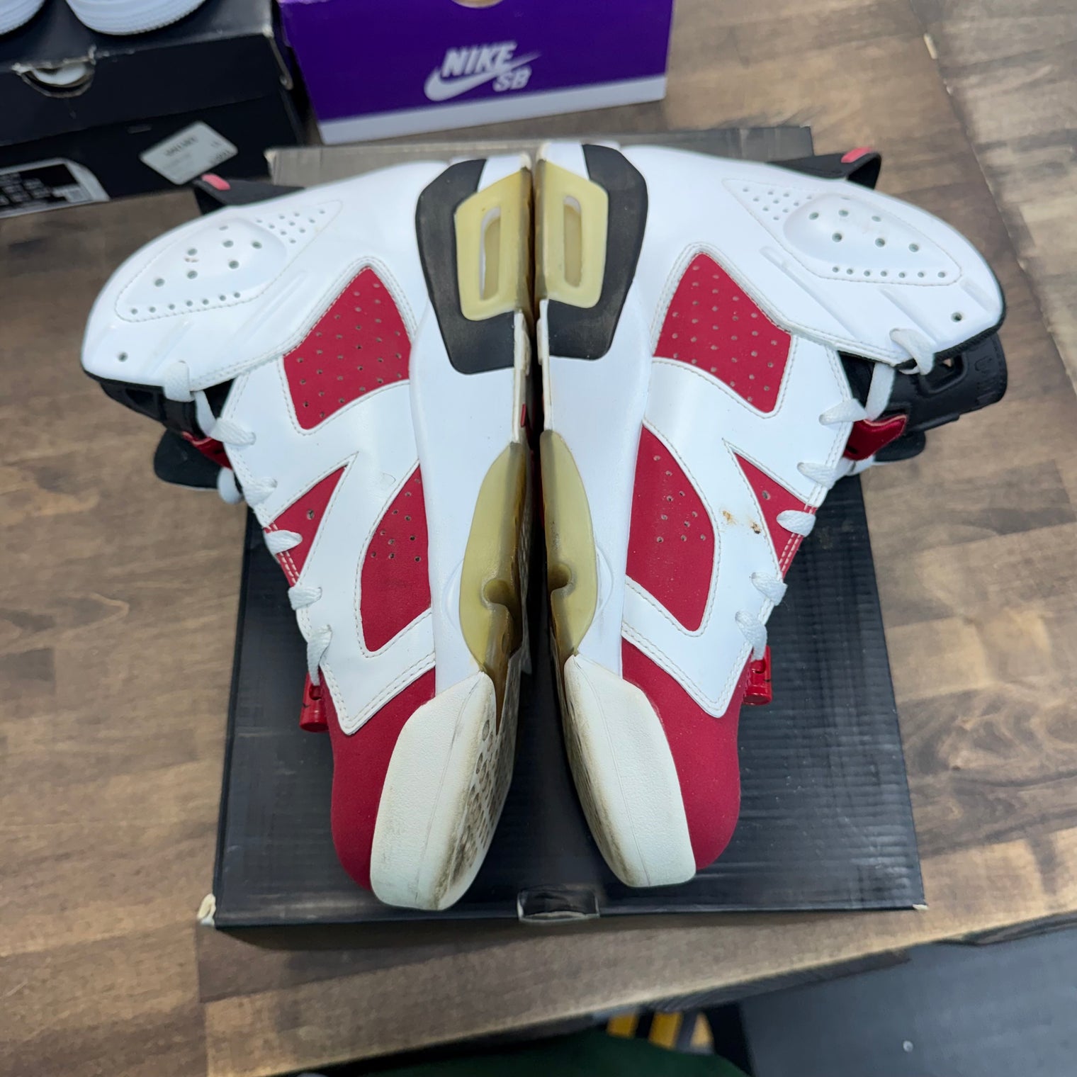 Carmine Jordan 6 Retro (2014) (USED)