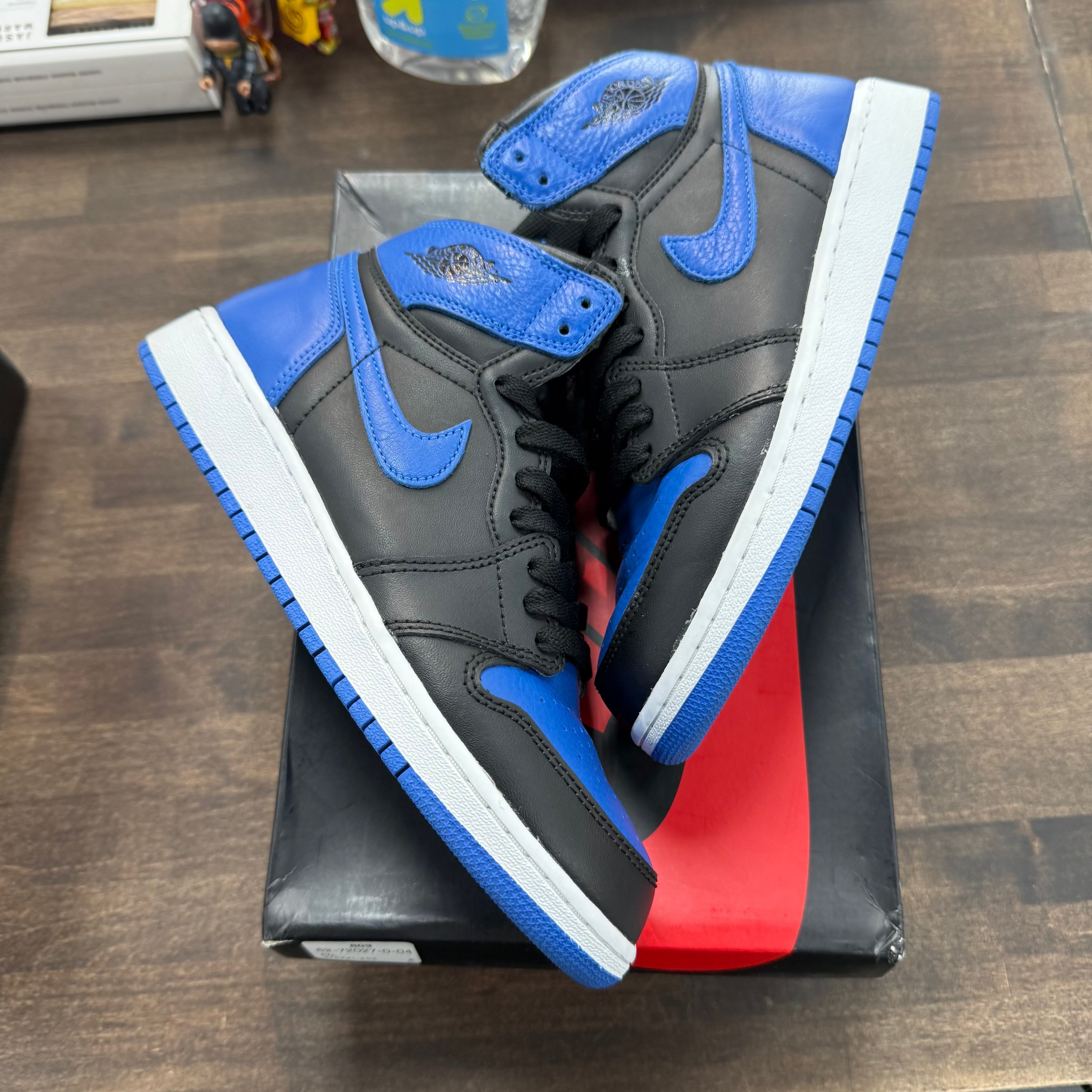 Jordan (GS) Royal Jordan 1 High (2017) (USED) Size 6Y (Pre-Owned) - Image 1