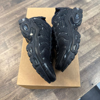 Triple Black Nike Air Max Plus (GS) (USED, No Box)