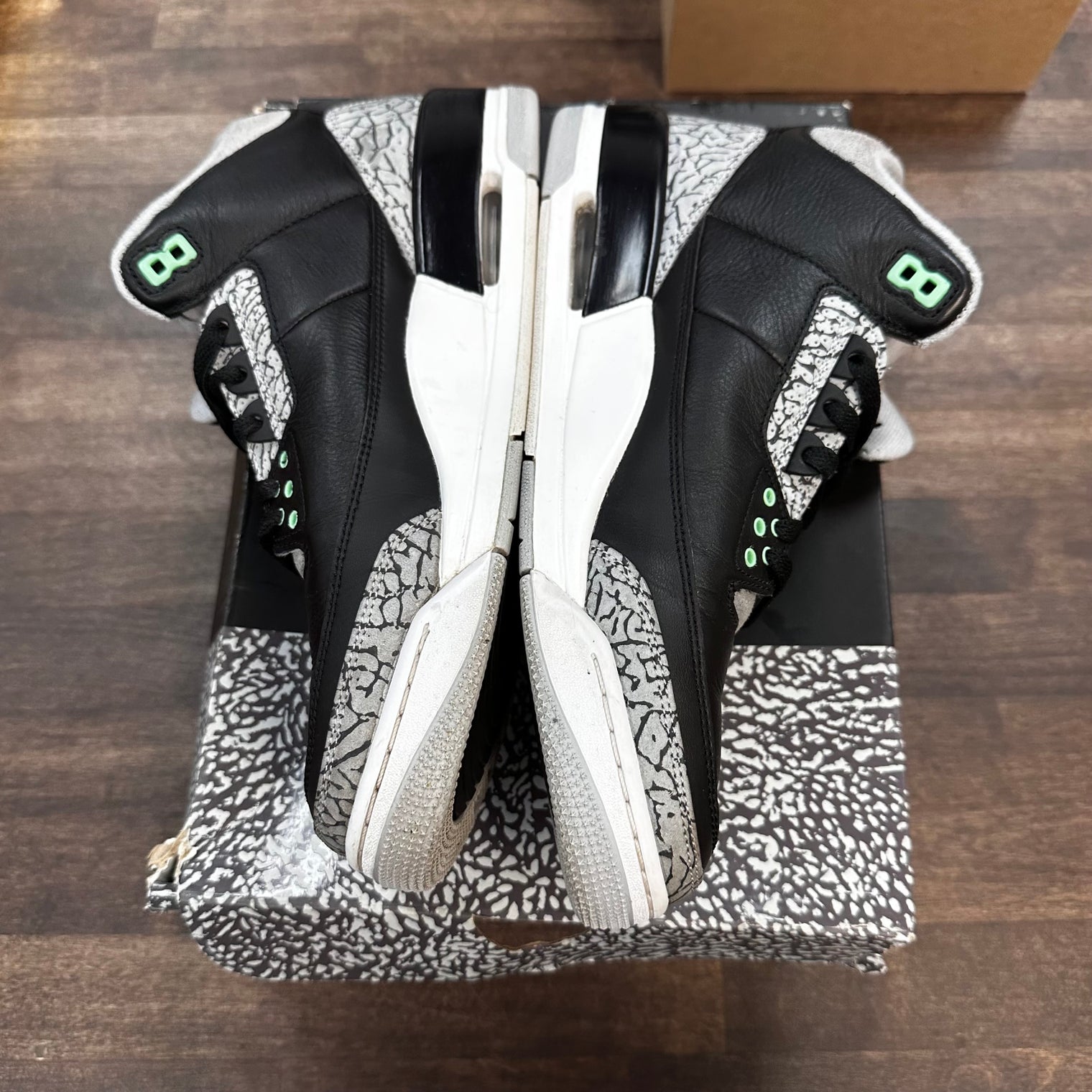 Green Glow Jordan 3 (USED)