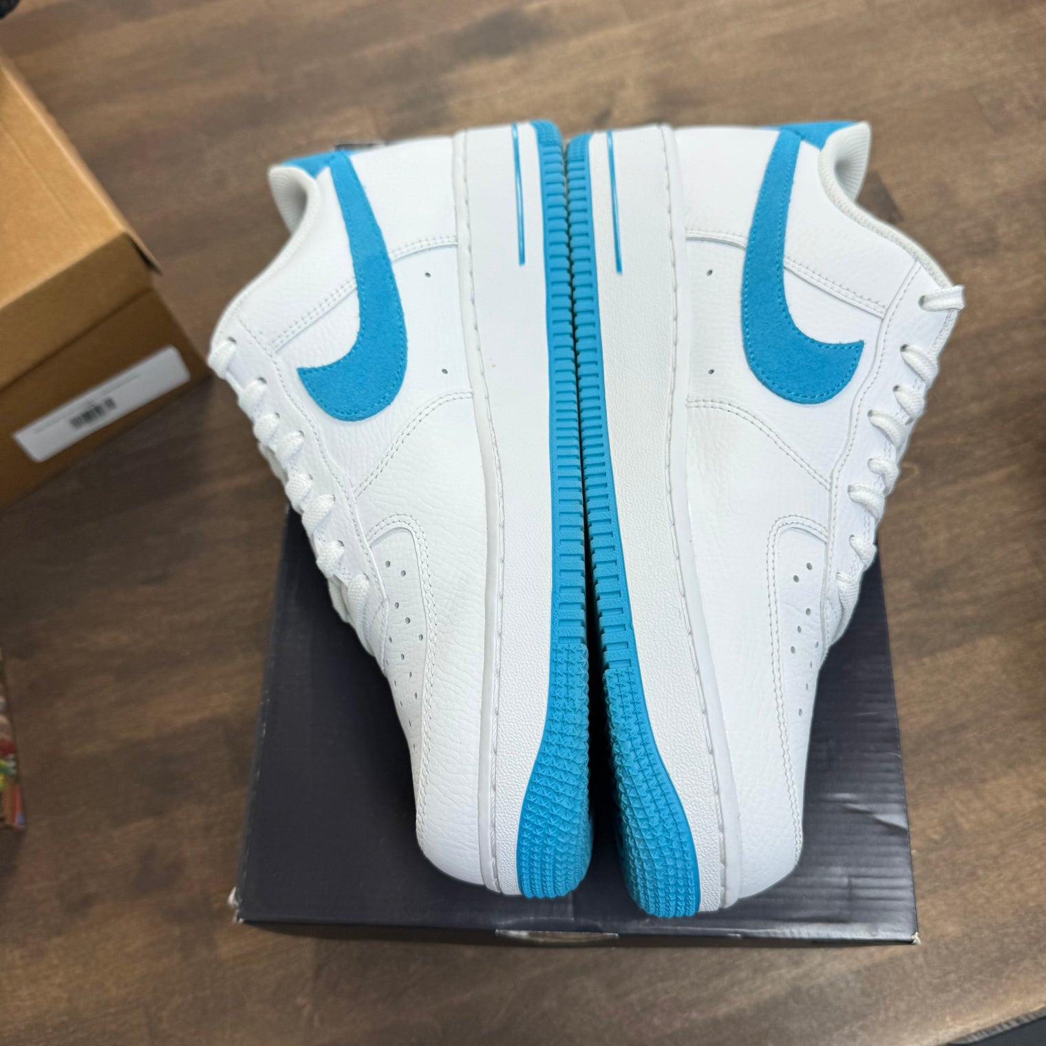Hare Air Force 1 Low (USED)