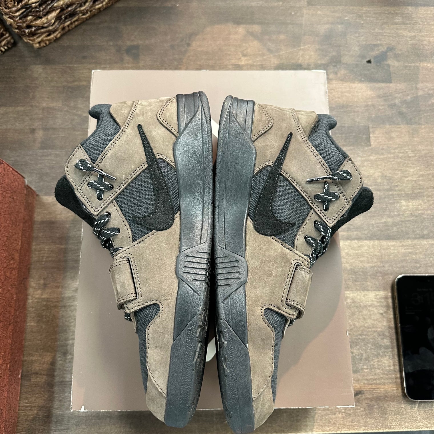 Travis Scott Dark Mocha Jordan Jumpman Jack TR (USED)