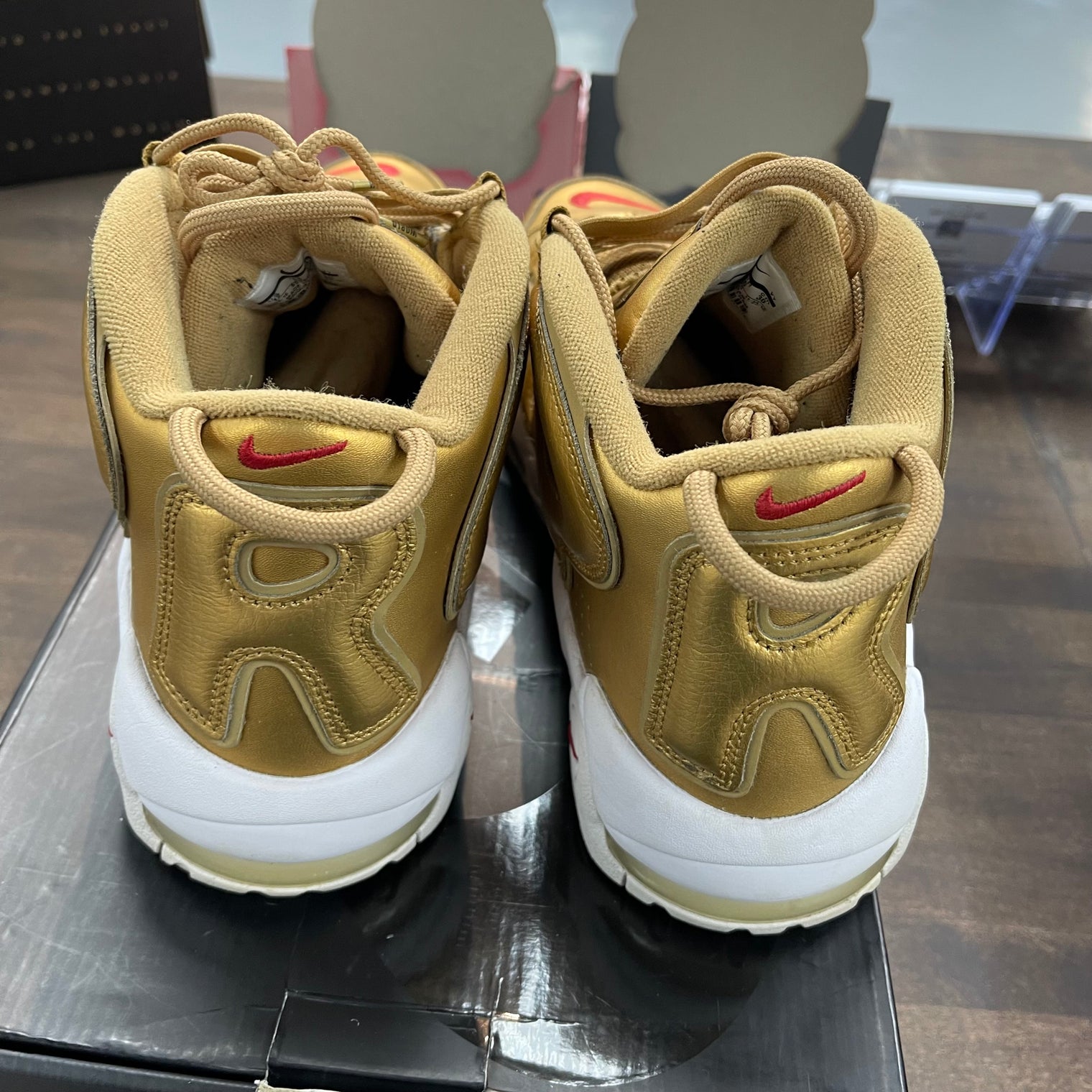 Supreme Uptempo Gold (USED)