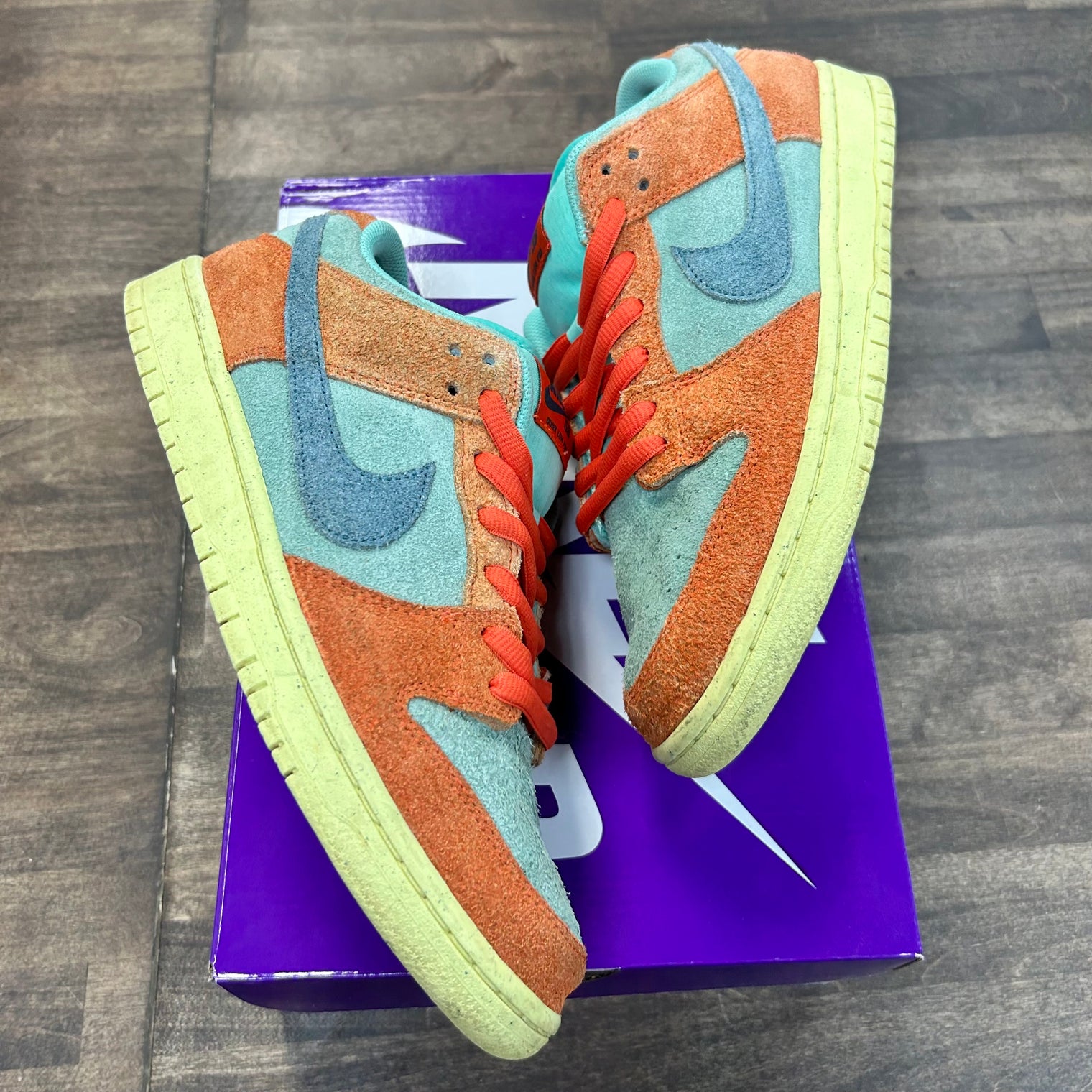 Orange Emerald SB Dunk Low (USED)