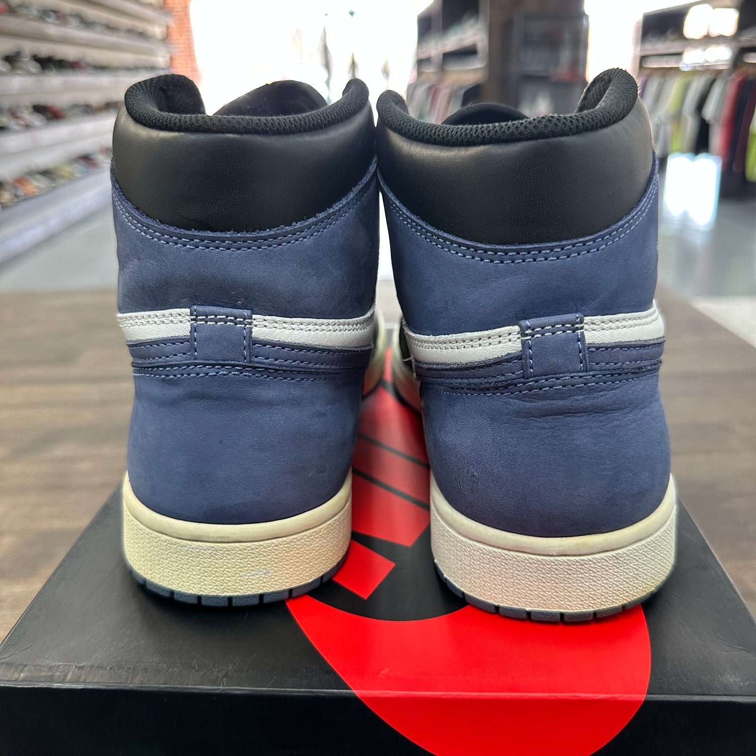 Blue Moon Jordan 1 High (USED,No Box)