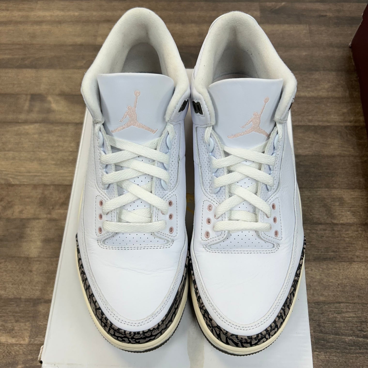 Neapolitan Jordan 3 Retro (W) (USED)