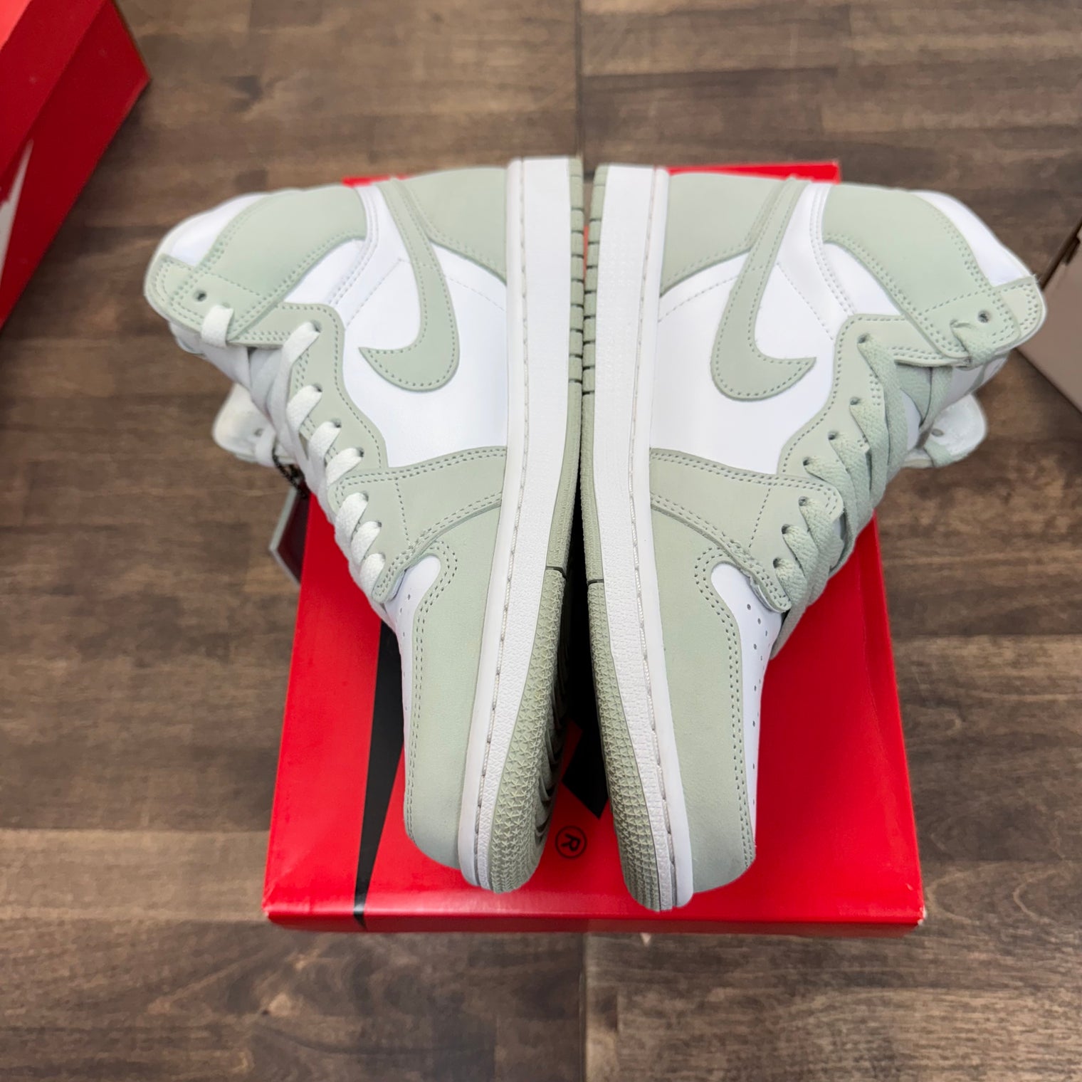 Seafoam Jordan 1 High (W) (USED)