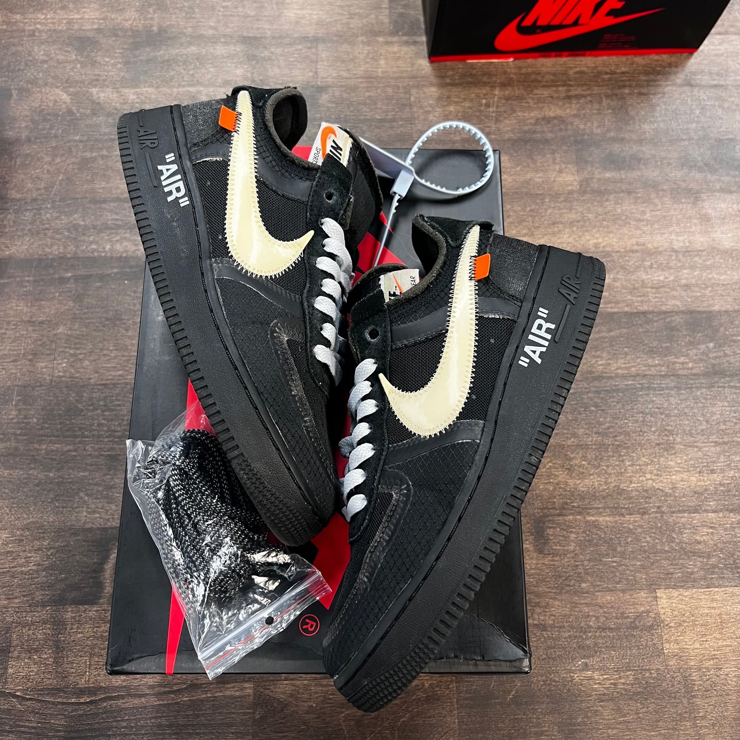 Off White Air Force 1 Black (USED, No Box)