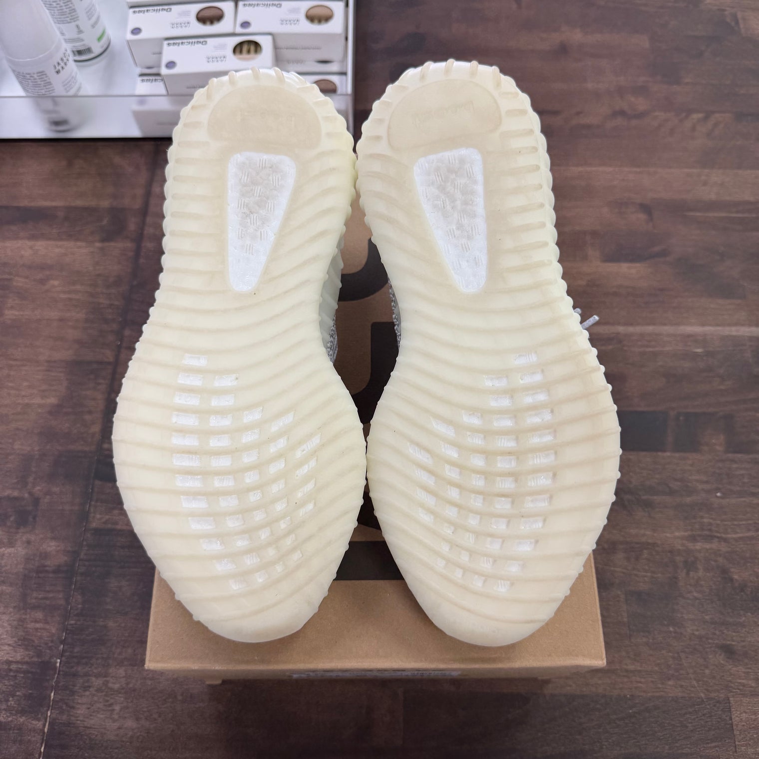 Static Yeezy 350 (Non-Reflective) (Lightly Worn)