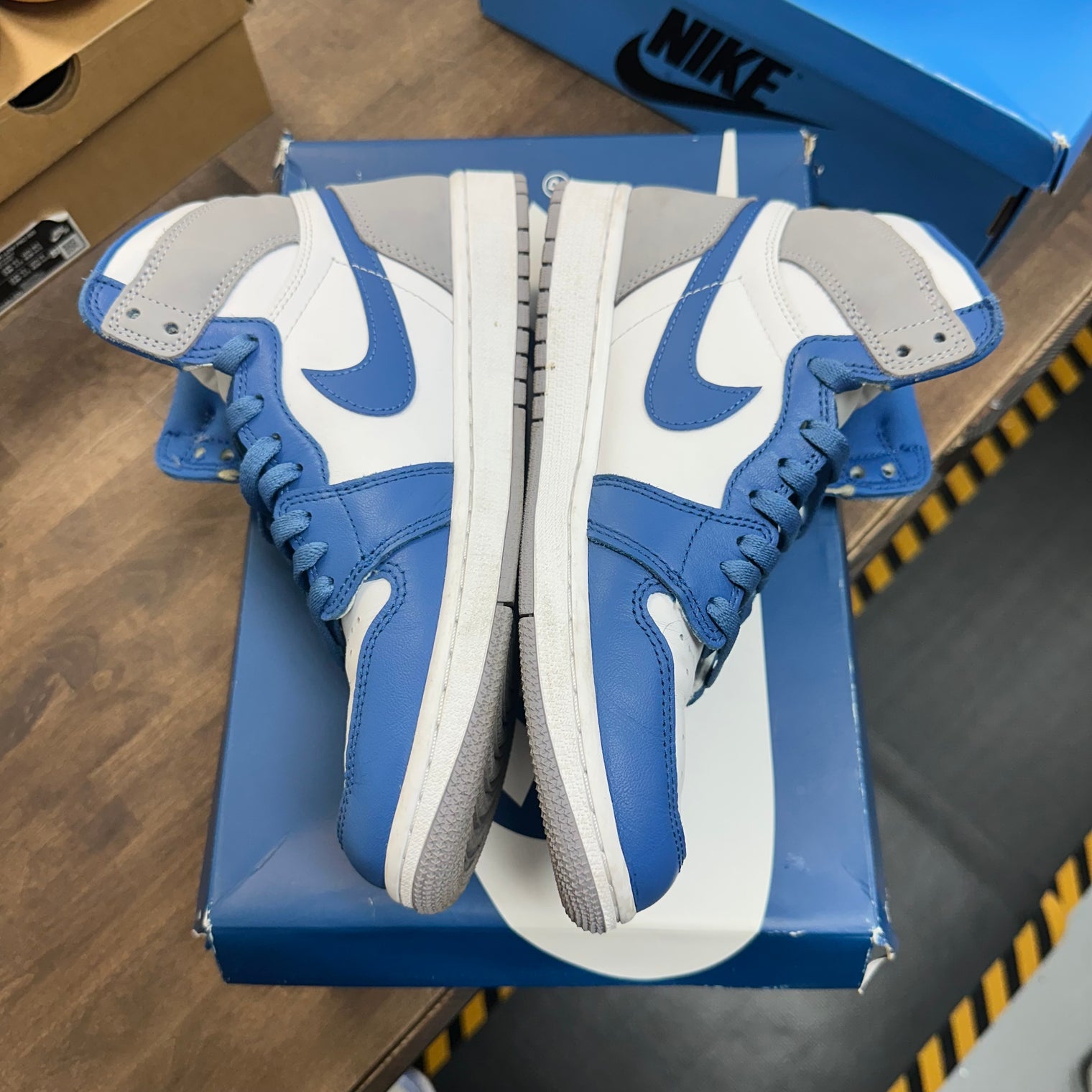 True Blue Jordan 1 High (USED)