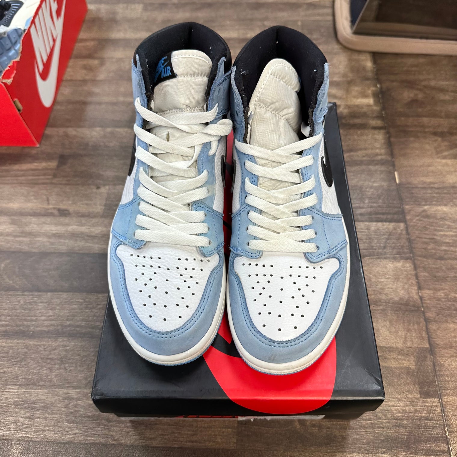 University Blue Jordan 1 High (USED, Replacement Box)