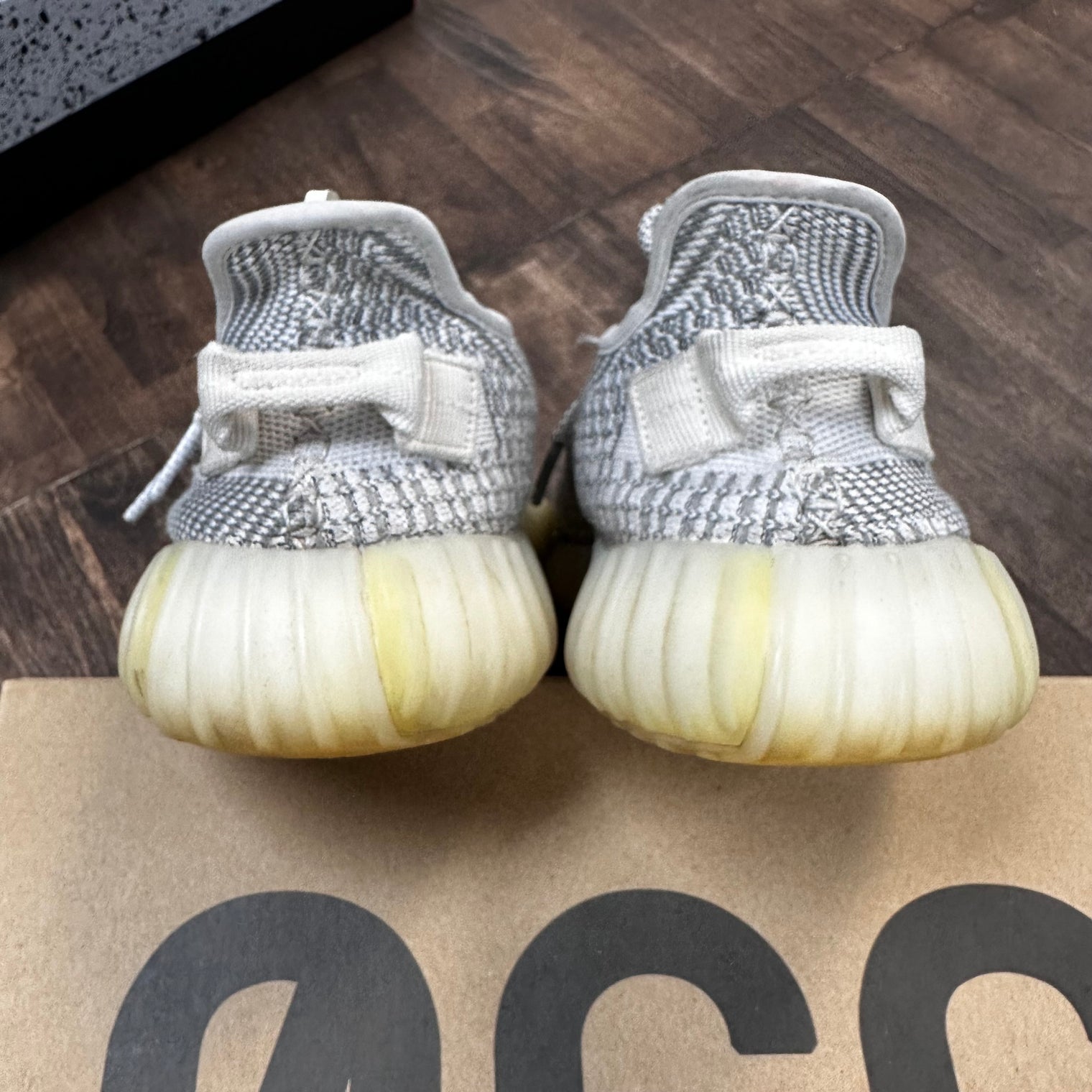 Static Non Reflective Yeezy 350 (USED)