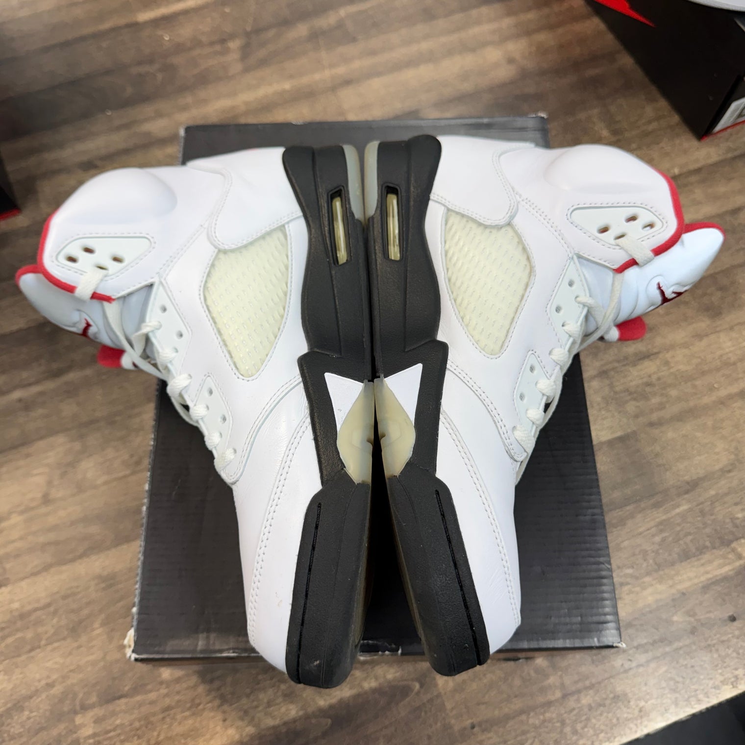 Fire Red Silver Tongue Jordan 5 Retro (2020) (USED)