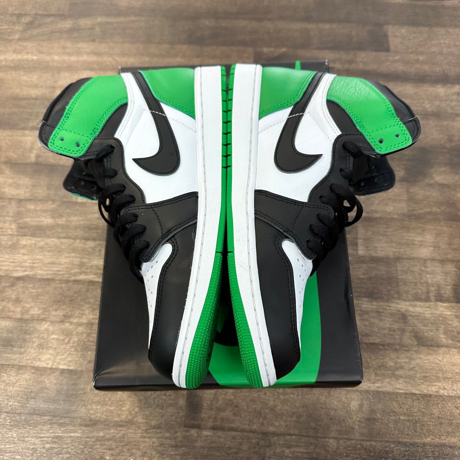 Lucky Green Jordan 1 High (USED)