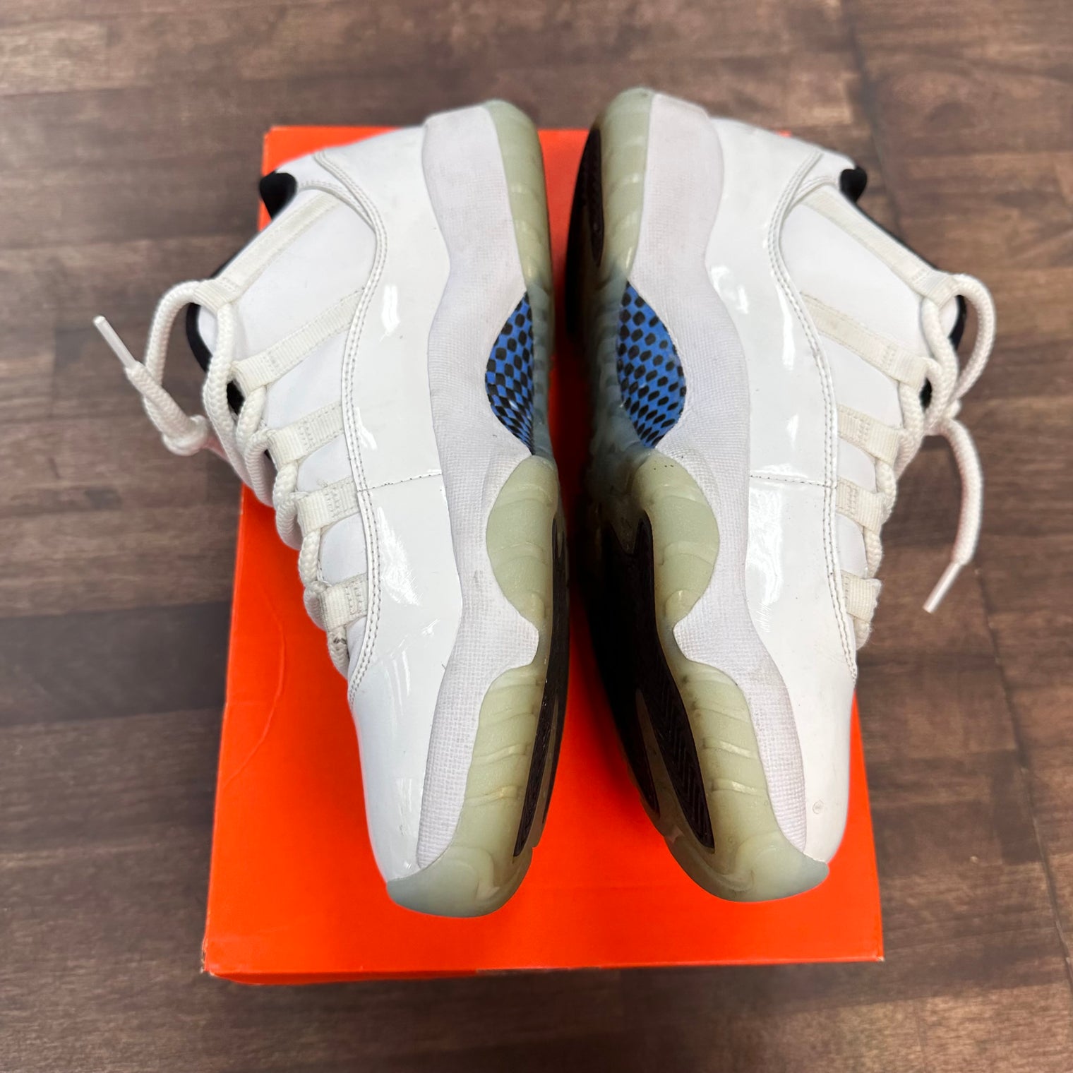 Legend Blue Jordan 11 Low (USED,No Box)
