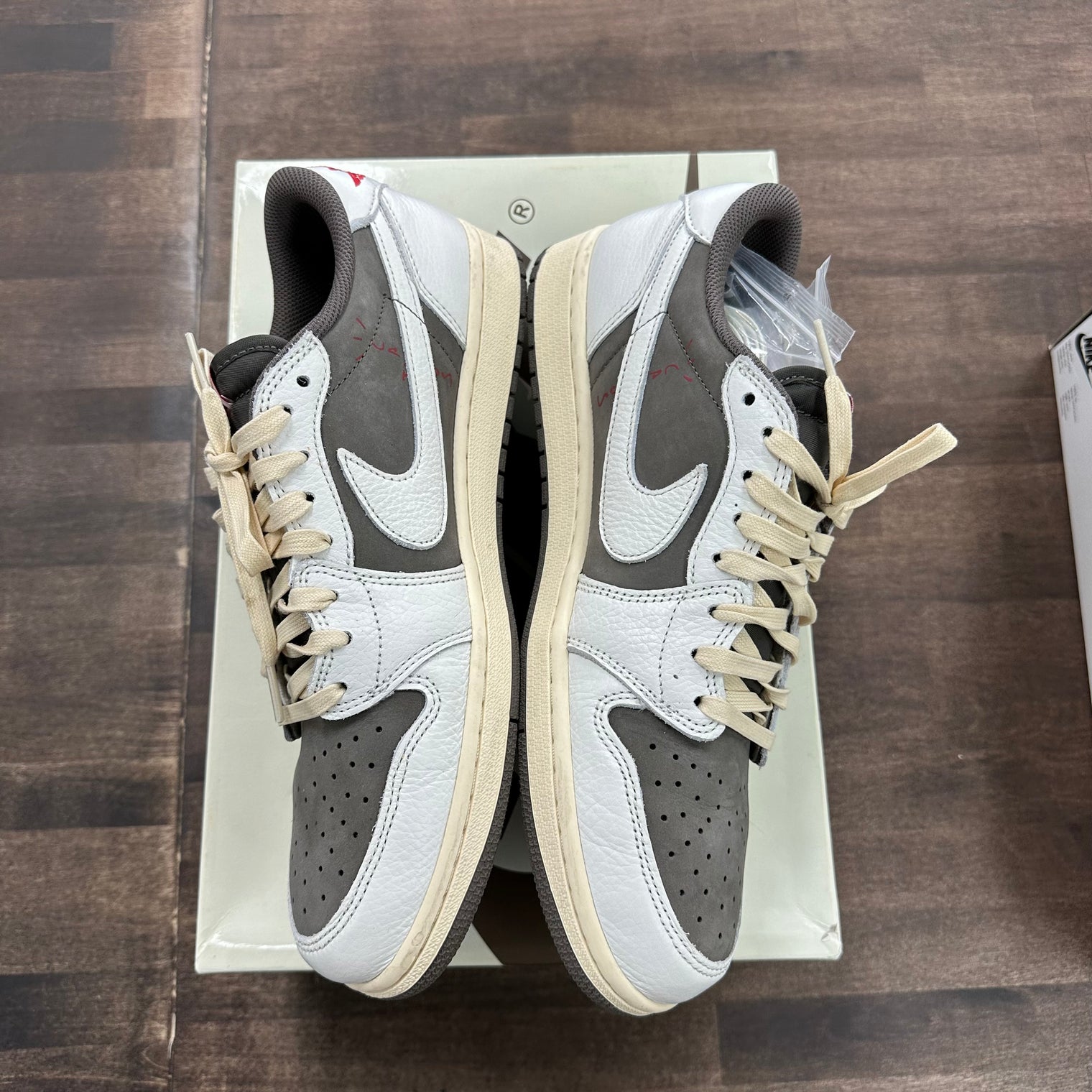 Reverse Mocha Jordan 1 Retro Low OG SP (USED)