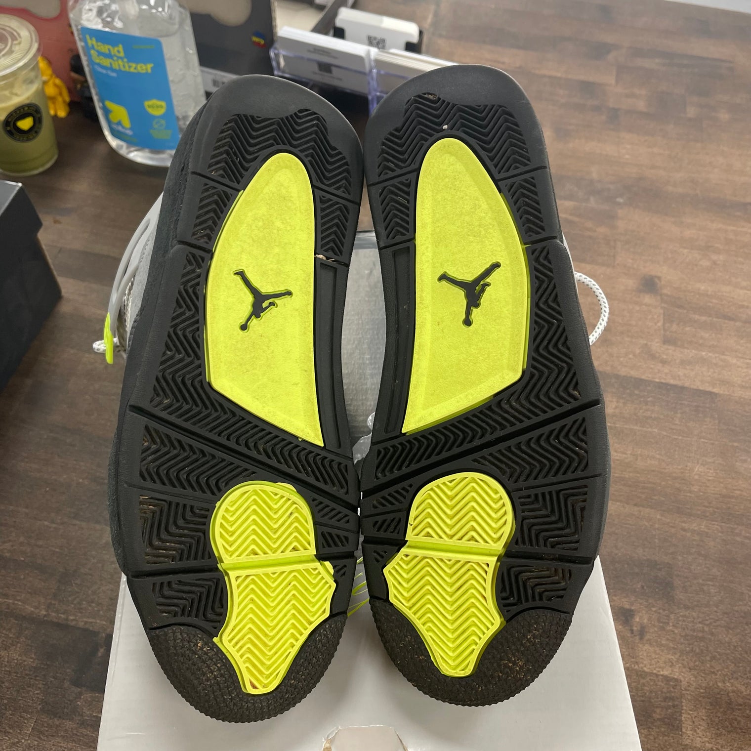 Neon 95 Jordan 4 (USED)