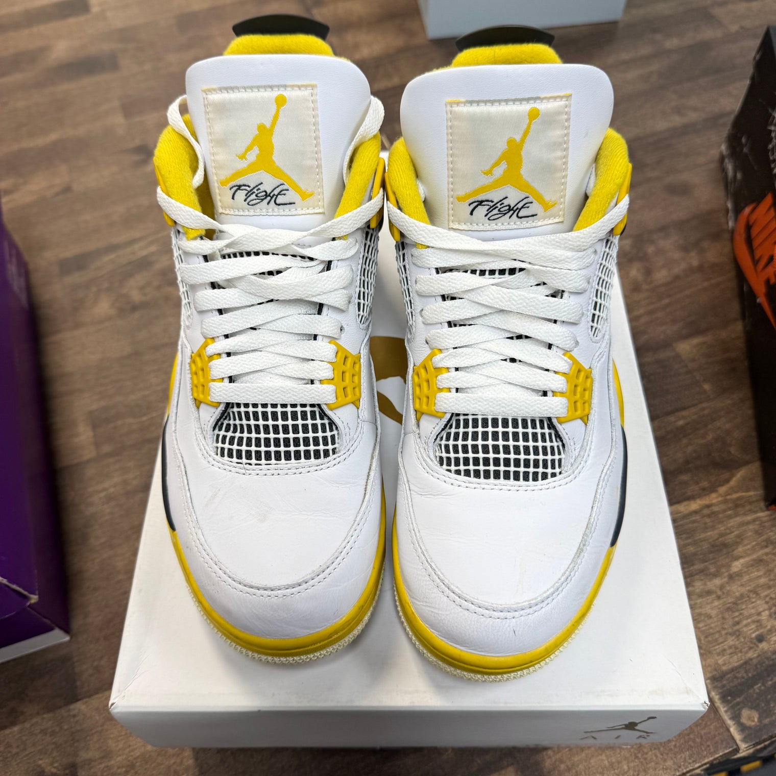 (W) Vivid Sulfur Jordan 4 (USED)