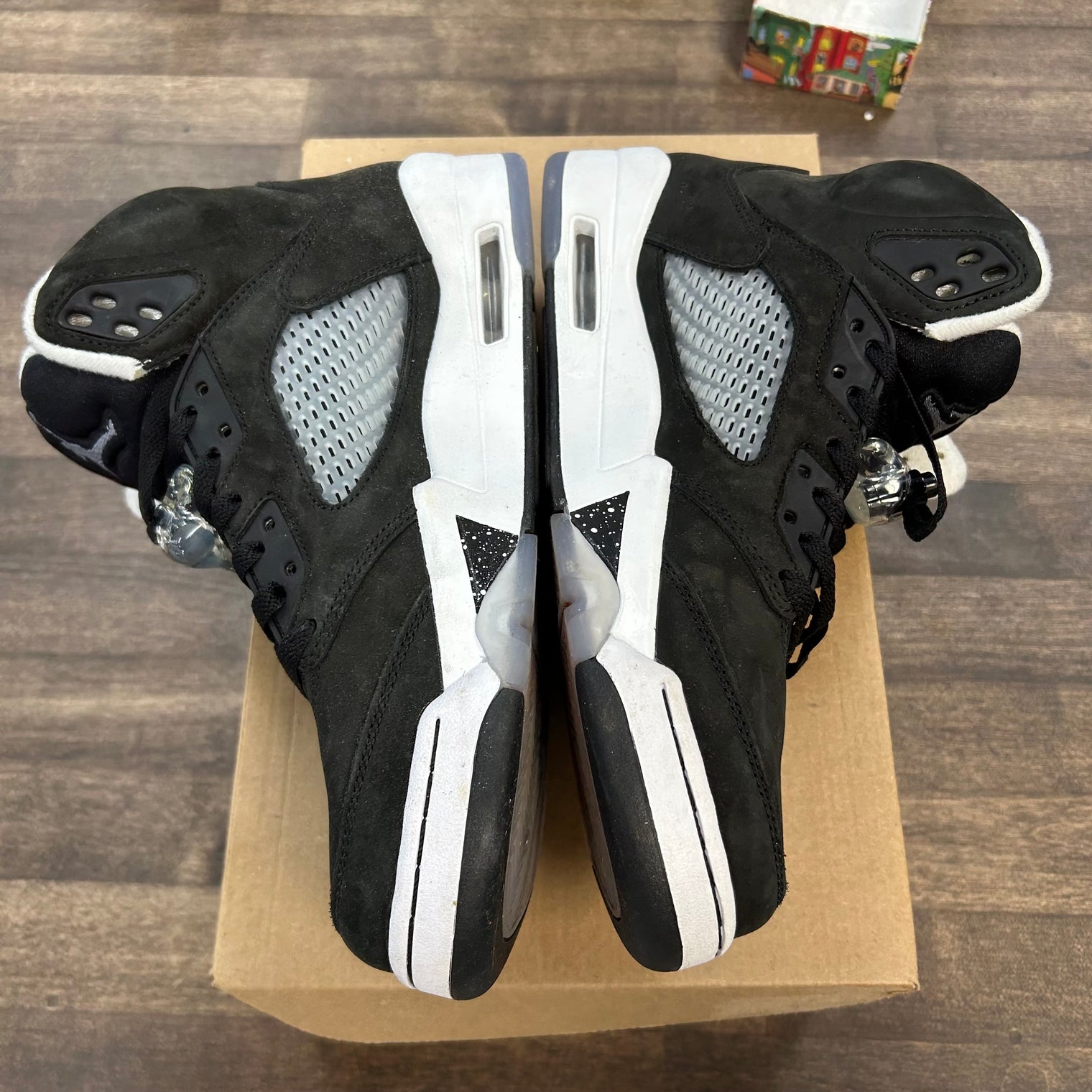 Moonlight Jordan 5 Retro (Used, No Box)