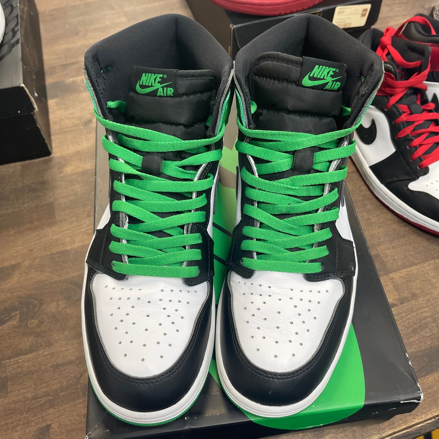 Lucky Green Jordan 1 High (USED)