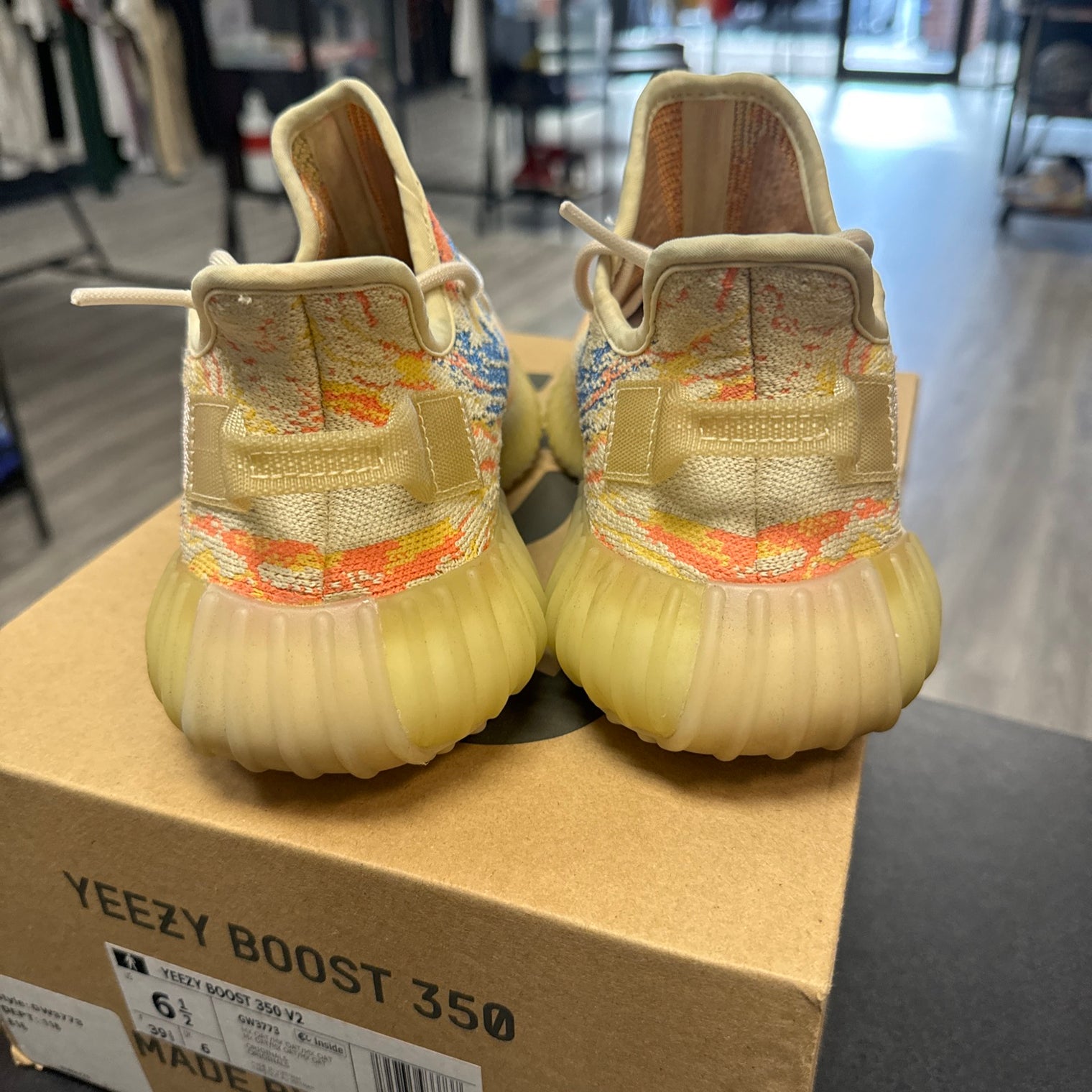 MX Oat Yeezy 350 (USED)