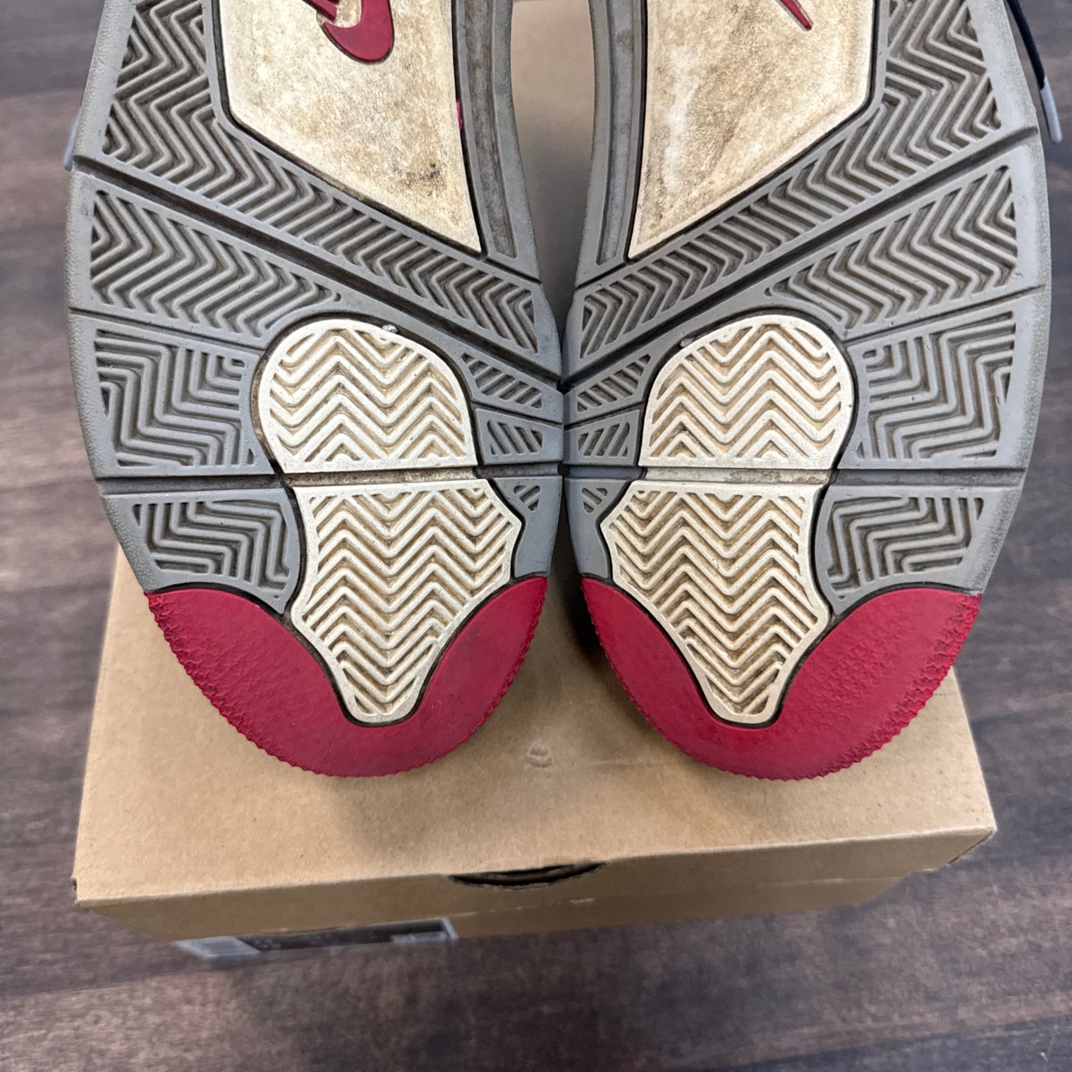 Bred Jordan 4 (2019) (Used,No Box)