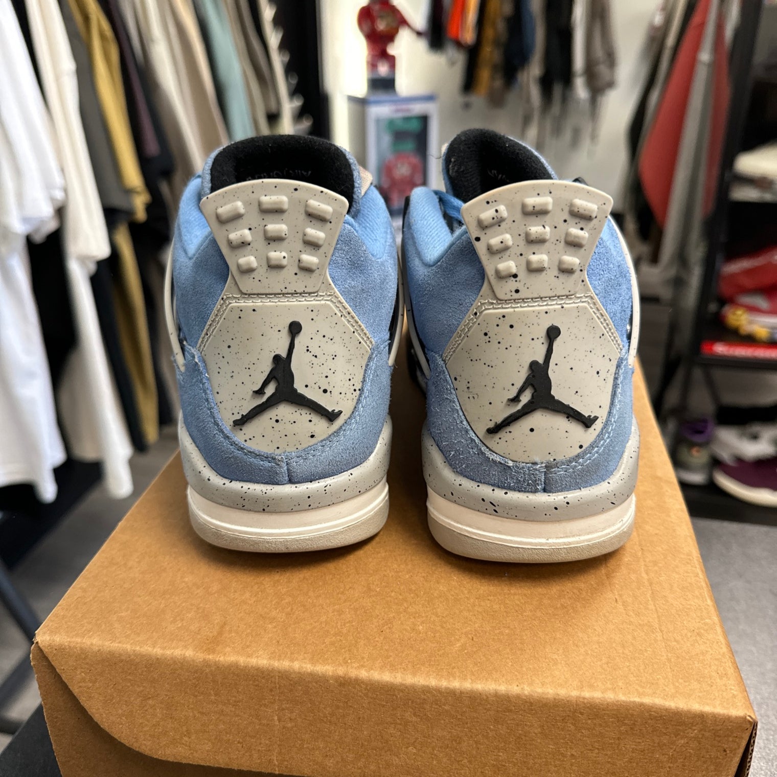 University Blue Jordan 4 (GS) (USED;NO BOX)