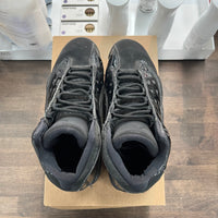 Cap n Gown Jordan 13 (USED)