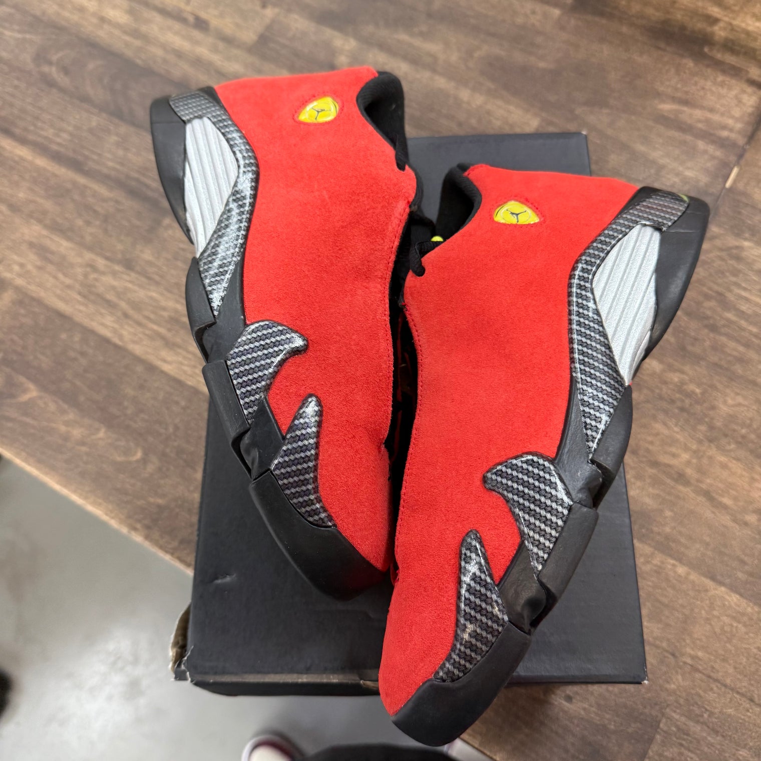 Ferrari Jordan 14 Retro (GS) (Lightly Worn)