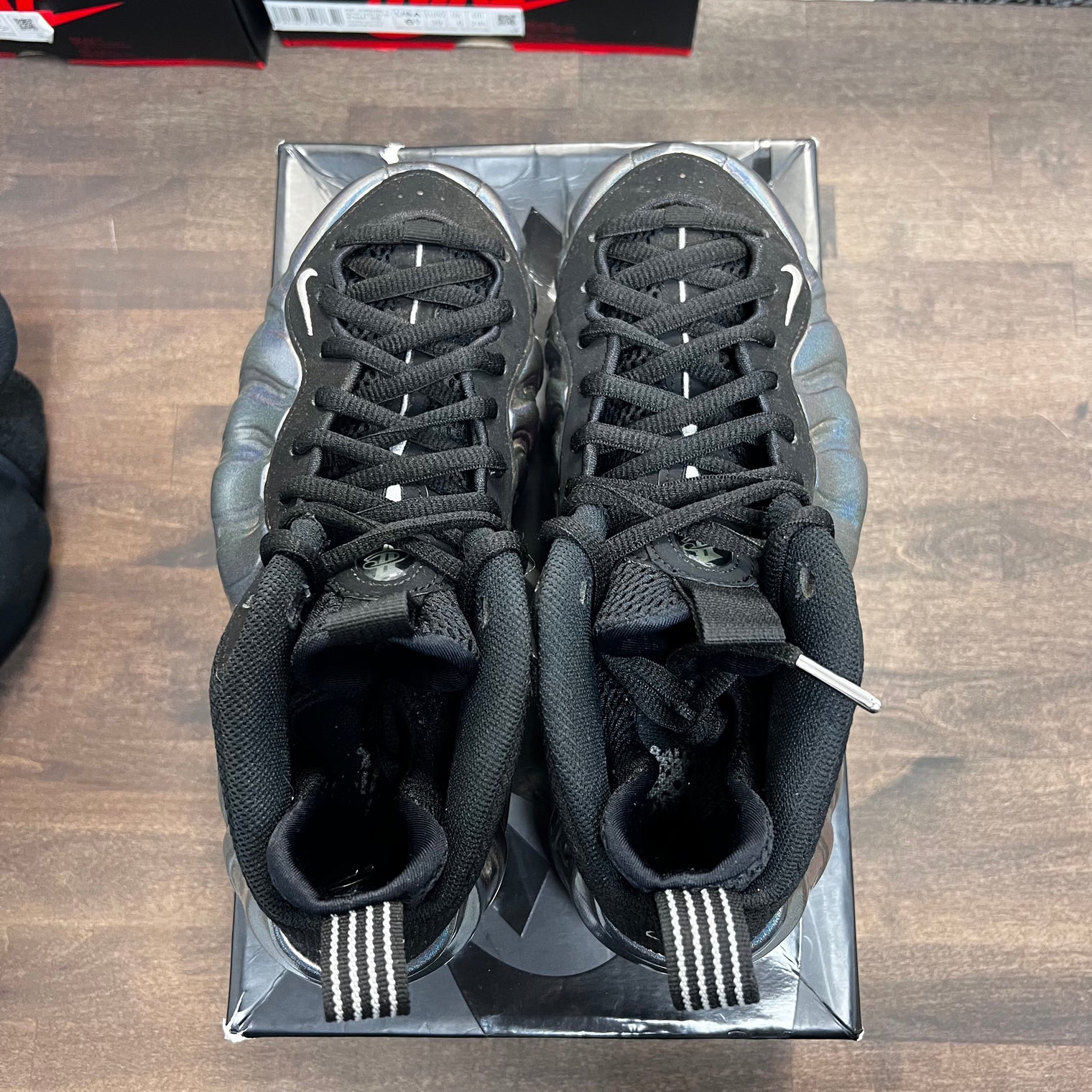 Hologram Foamposite (USED)